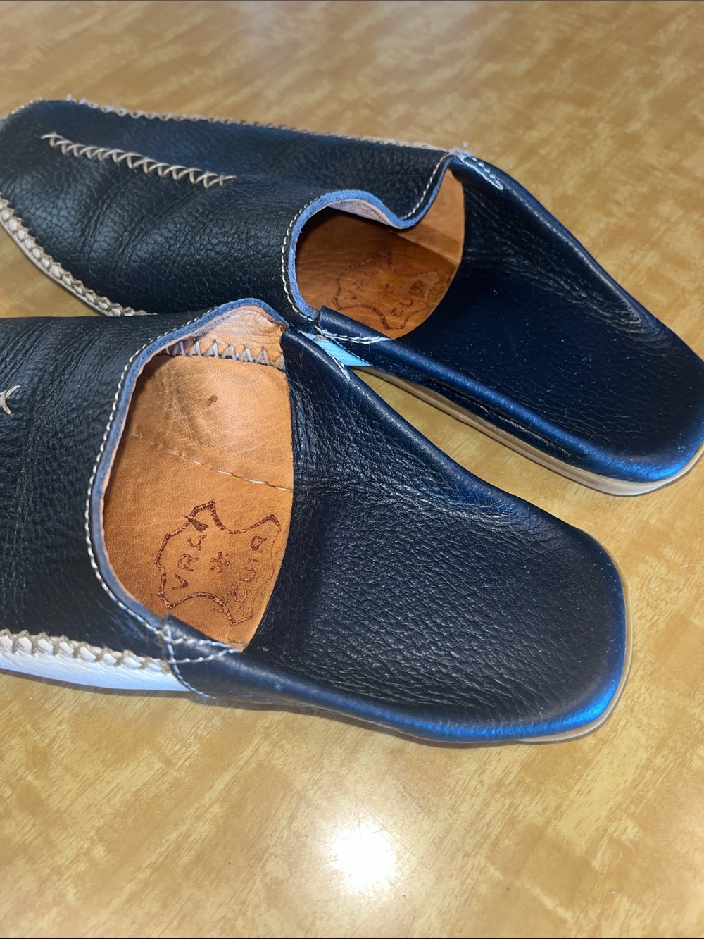 Vera Gomma Navy and White Slip-On Leather Mule with Contrast Stitching - Picture 3 of 14